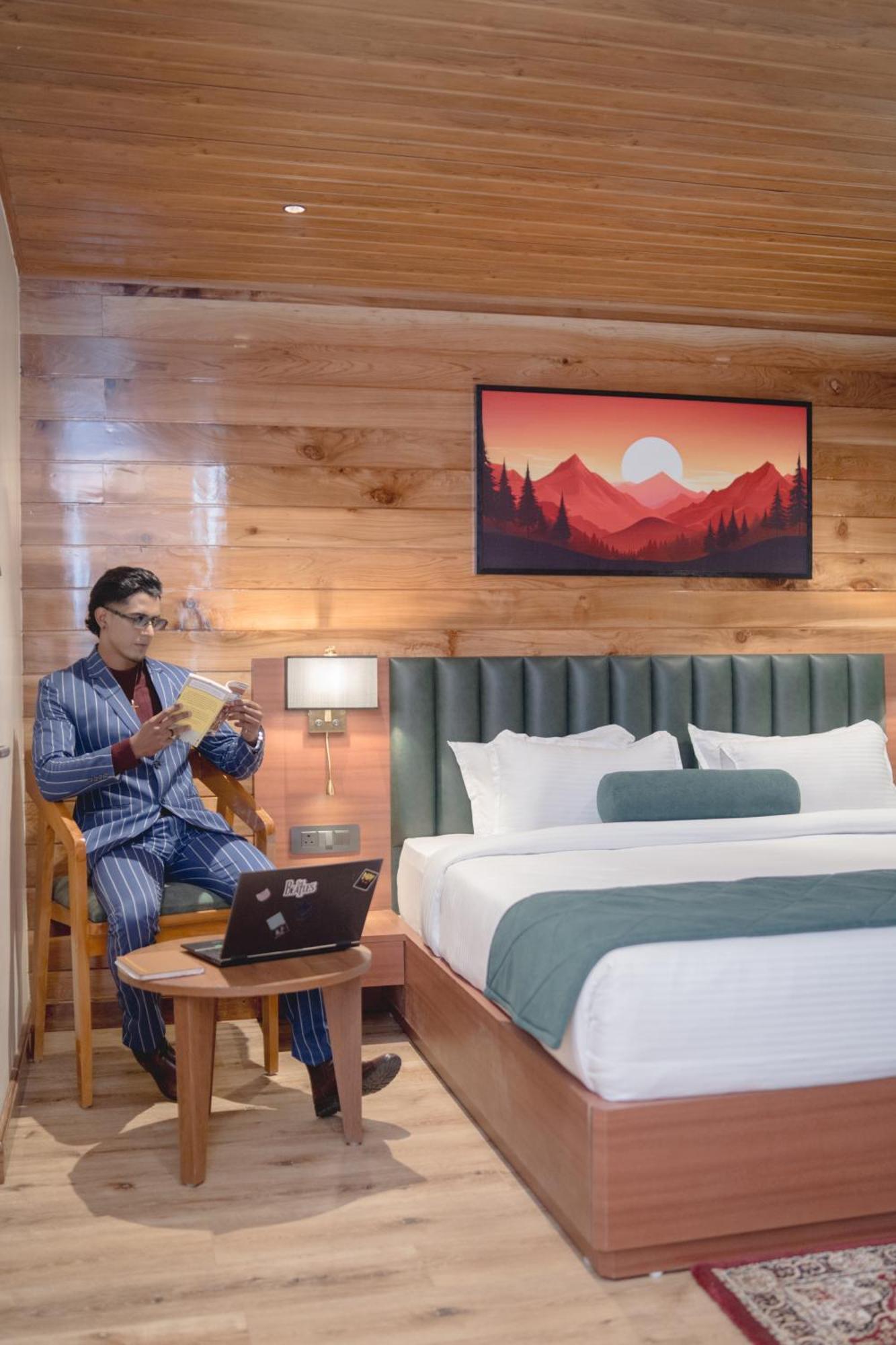 Presidential Suite,1667546024:JPEG